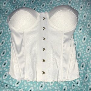 Strapless corset. White. Never worn